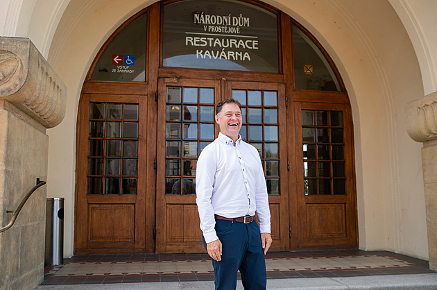 Prostějovskou secesní perlu naleští české jídlo, ale i tóny piana a jazzu