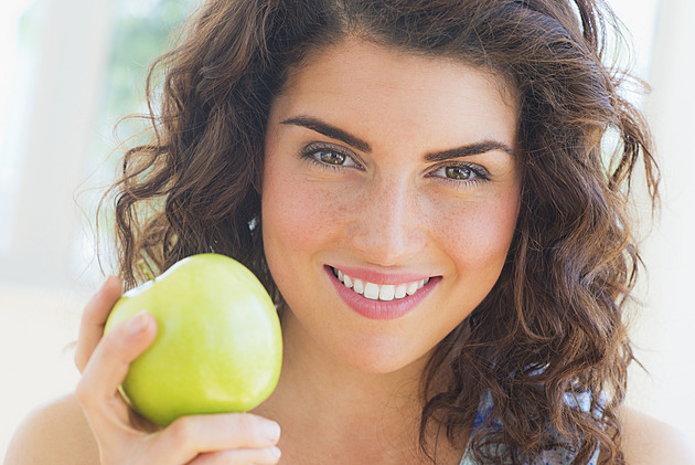 Vzpomínka na dětství i superpotravina. Jablko jako nekonečný zdroj inspirace