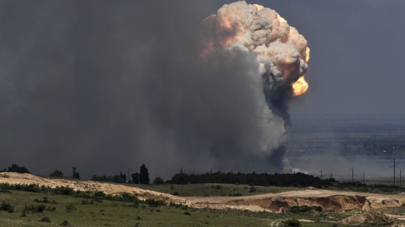 Pomstili jsme Buču, tvrdí Ukrajinci. Exploze údajně zasáhly jednotku, která vraždila civilisty