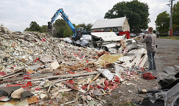 Z odpadu v Jiříkově unikly toxické látky, podle studie jde o „věčné chemikálie“