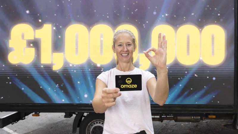 Rozplakala se a zlomila v pase. Britka vyhrála desítky milionů, okamžiky štěstí natočila kamera