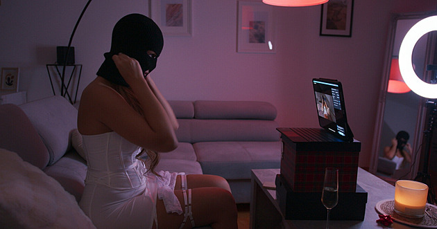 Jak vypadá jejich den? Film sledující tři ženy z OnlyFans zveřejnil první ukázku