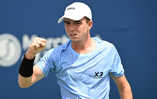 Svrčina v Chang-čou zdolal Berrettiniho, Siniaková uspěla v Soulu