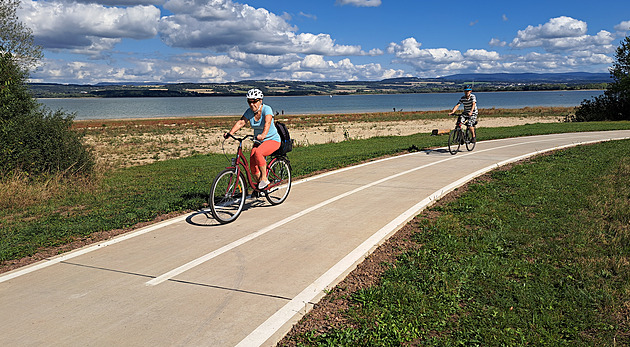 Okruh kolem Rozkoše zvládne skoro každý, cyklisté narazí na kiosky i pláže