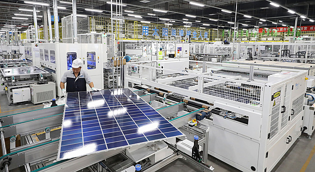 Výhled růstu světové ekonomiky je nadějný. Důsledky cel se teprve projeví