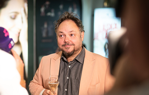 Naši hazjlíčci vydělávají víc než manželka ve školce, říká Martin Sobotka