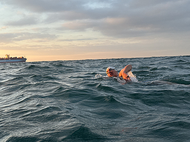 Plav, Foreste, plav! vzkazují lidé Markovi. Český plavec se pokouší zdolat La Manche