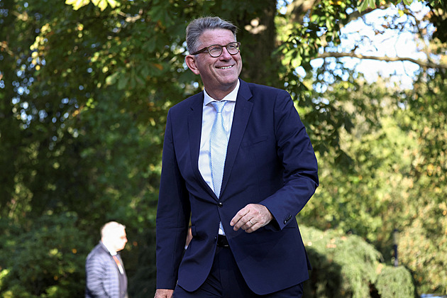 Němci si stěžují na veřejnoprávní televizi ZDF. Je natočená doleva, sílí kritika