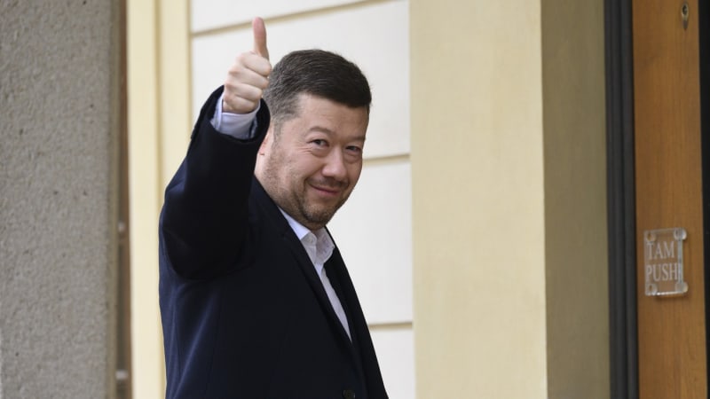 ON-LINE: Pavel jednal s Okamurou. SPD chce přímo do vlády, zmínil i ministerstvo