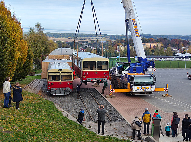 Motoráky dostaly druhou šanci, u sjezdovky poslouží jako půjčovna lyží a šatna