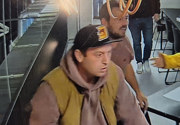 Další incident záhy po otevření jihlavské arény, fanoušci napadli člena ostrahy