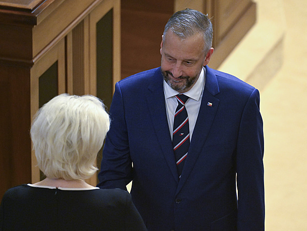 Poslanec ANO špatně začernil armádní dokument, po kritice tvrdí, že to byl úmysl