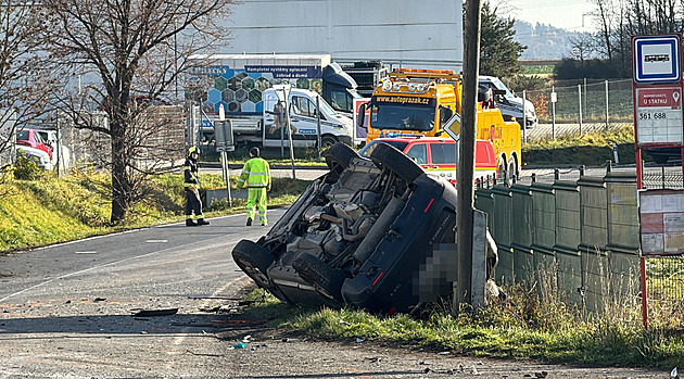 Tragická srážka s náklaďákem na Příbramsku, řidička osobního auta zemřela
