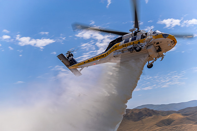 Vnitro pořídí vrtulníky Black Hawk pro policii, záchranáře a hašení požárů