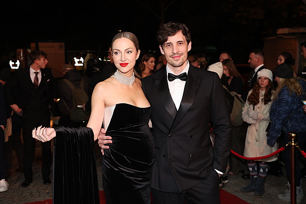 Čestmír Strakatý bude dvojnásobným otcem, těhotnou manželku vzal na Slavíky