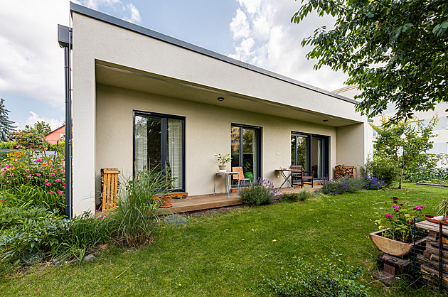 V Praze si postavila dům 4+kk a vše navrhla sama. Byla to škola života, říká