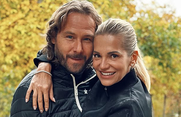 Pro Pavla si přijdu půvabná vždy. Jsem spokojená a milovaná, říká Dara Rolins