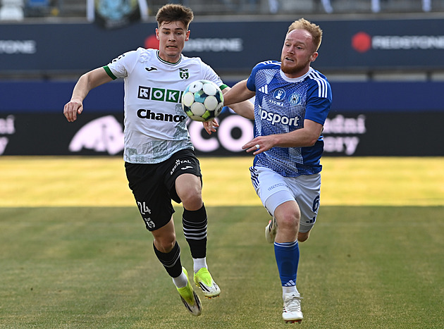 ONLINE: Olomouc - Karviná 2:2, domácí srovnávají, po Šturmovi jásá Sejk