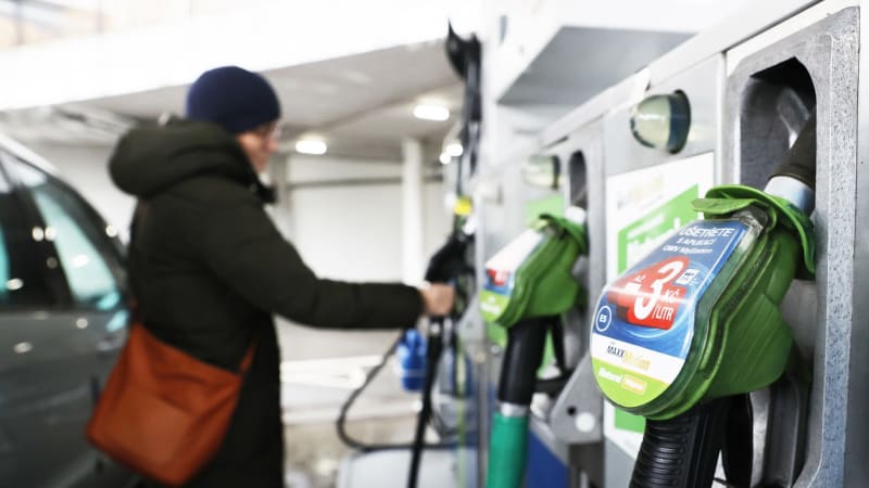 Maximální cena paliv? Ministerstvo ji špatně spočítalo, pumpy budou prodávat se ztrátou