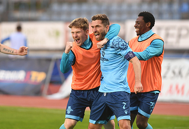 Ústí dál válí. Otázku na baráž jsem čekal, smál se trenér Habanec