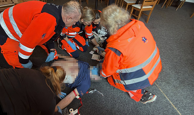 Vás tu je, divil se pianista. Zkolaboval při hraní, zachránili ho pohotoví svědci
