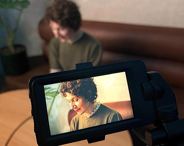 KOMENTÁŘ: Chcípni! Ale kdo to Issové a Langmajerovi „statečně“ poví z očí do očí?