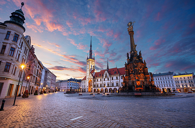 Jak dobře znáte Olomouc? Barokní perla Moravy se pyšní socialistickým orlojem