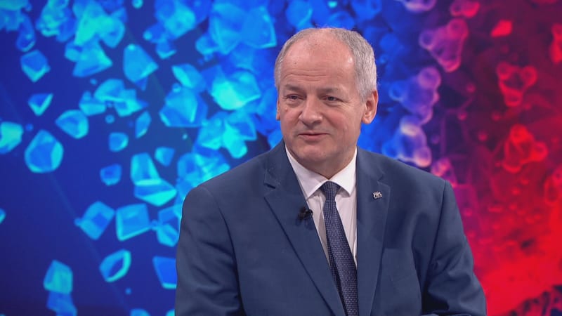 Prymula o zákeřnosti eboly: Je to strašák. První příznaky vůbec nemusíme zaznamenat